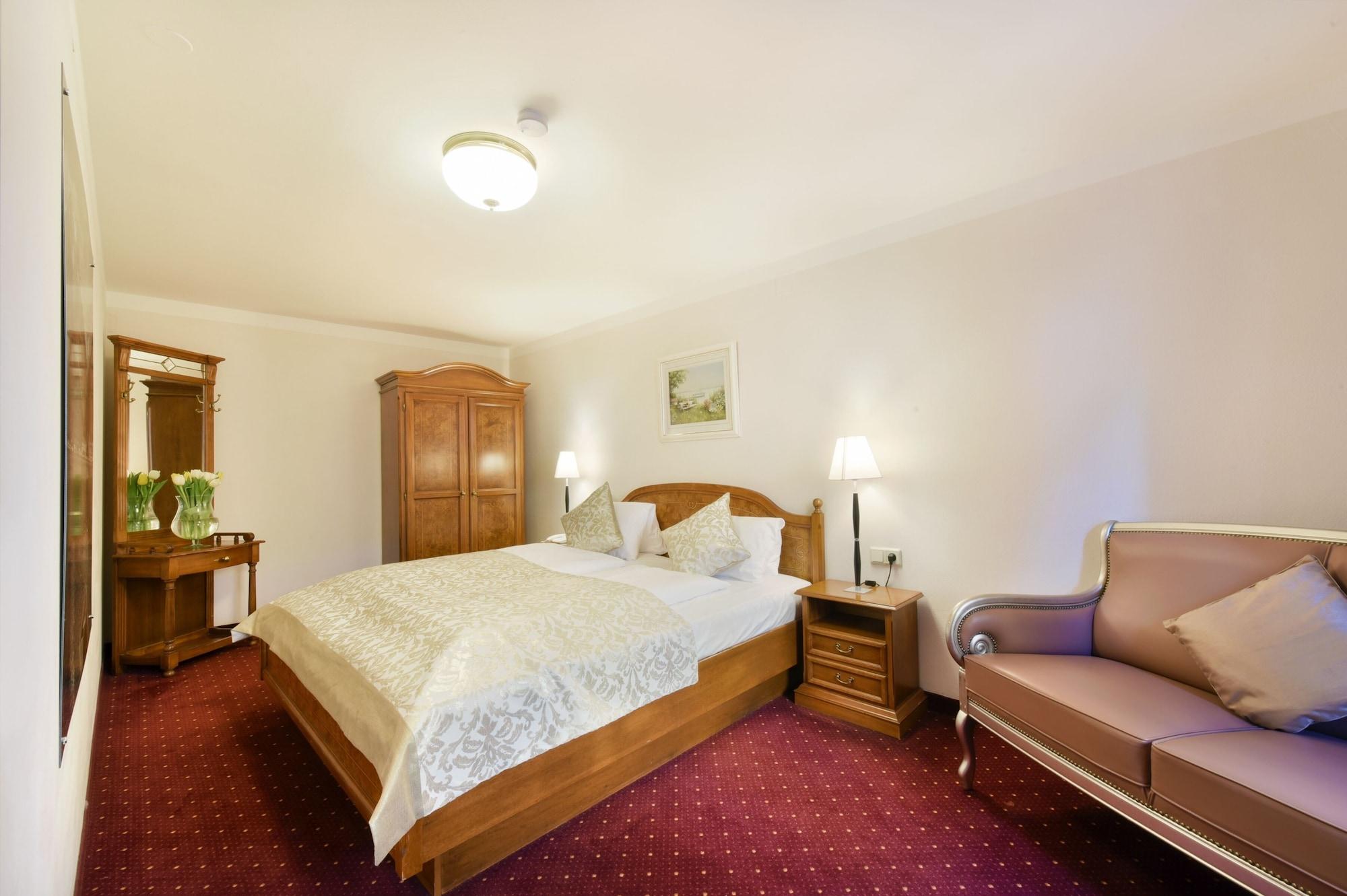 Cella Central Historic Boutique Hotel Zell am See Exterior foto